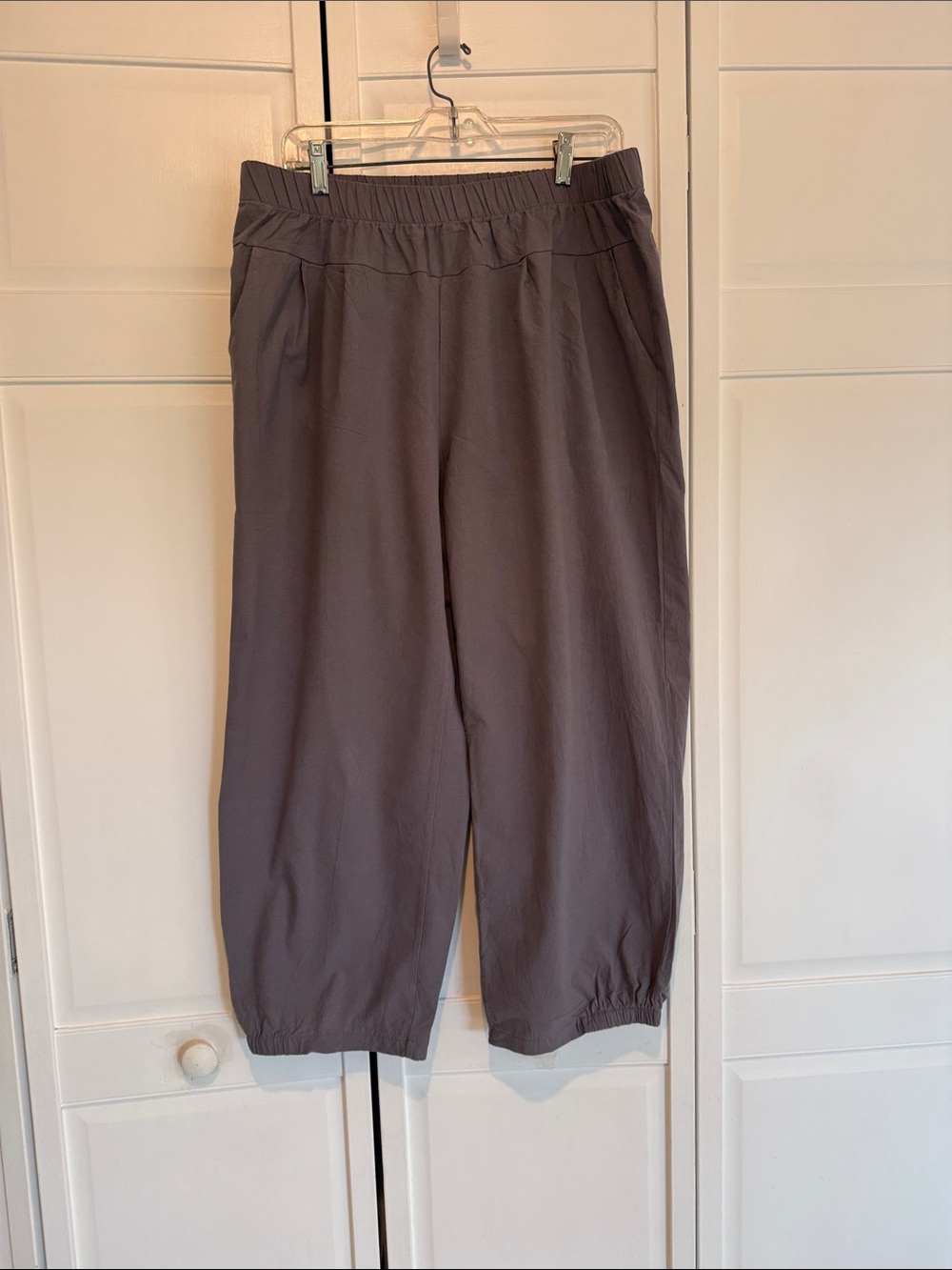 Women’s grey Elastic-Waist linen-Esque cotton pants